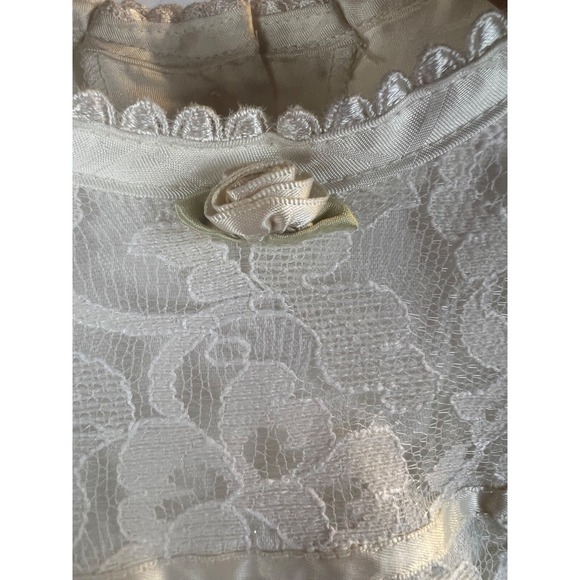 The Ribbons and Lace Collection 80s Vintage Ivory Tiered Modest Girls Dress‎ 12 - Picture 10 of 16